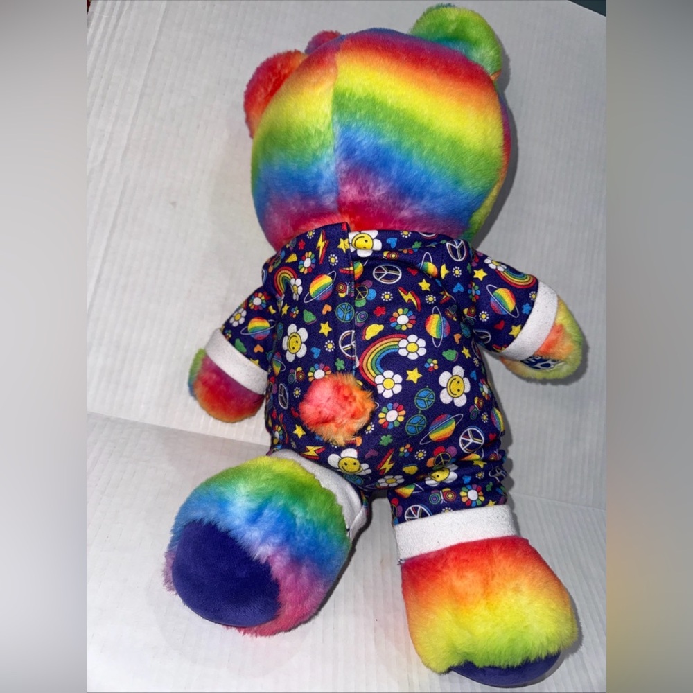Build a Bear RAINBOW BEAR-LIEN ALIEN stuffed in pajamas - Picture 5 of 8